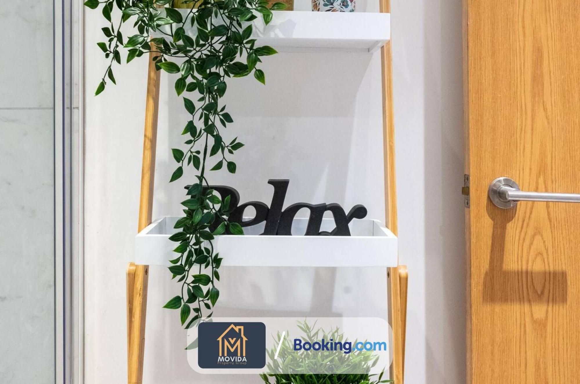 Stylish Two Bed Town Centre Apartment By Movida Property Group Short Lets & Serviced Accommodation With Parking Harrogate Zewnętrze zdjęcie