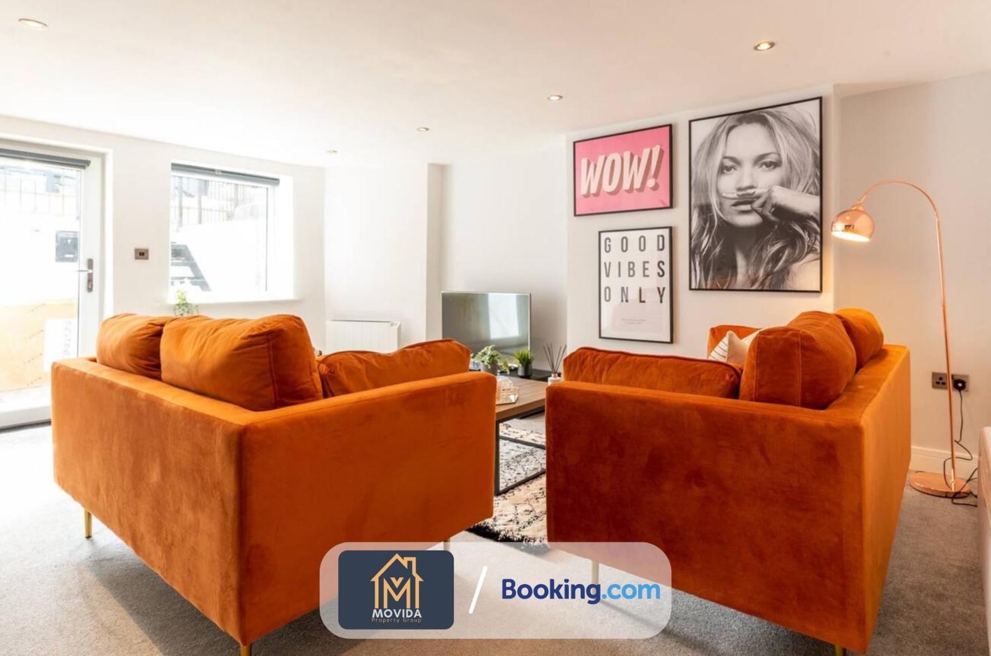 Stylish Two Bed Town Centre Apartment By Movida Property Group Short Lets & Serviced Accommodation With Parking Harrogate Zewnętrze zdjęcie