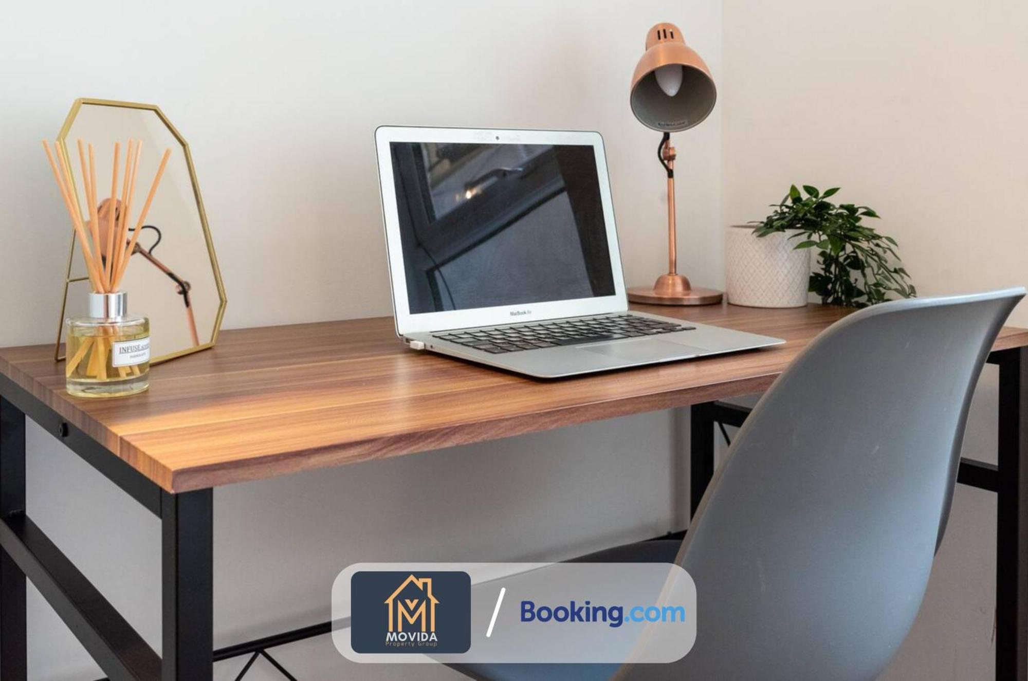 Stylish Two Bed Town Centre Apartment By Movida Property Group Short Lets & Serviced Accommodation With Parking Harrogate Zewnętrze zdjęcie
