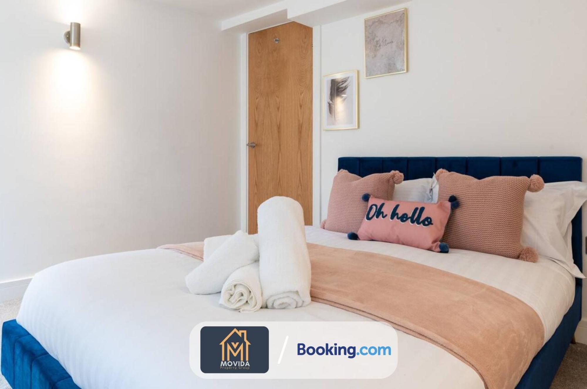 Stylish Two Bed Town Centre Apartment By Movida Property Group Short Lets & Serviced Accommodation With Parking Harrogate Zewnętrze zdjęcie