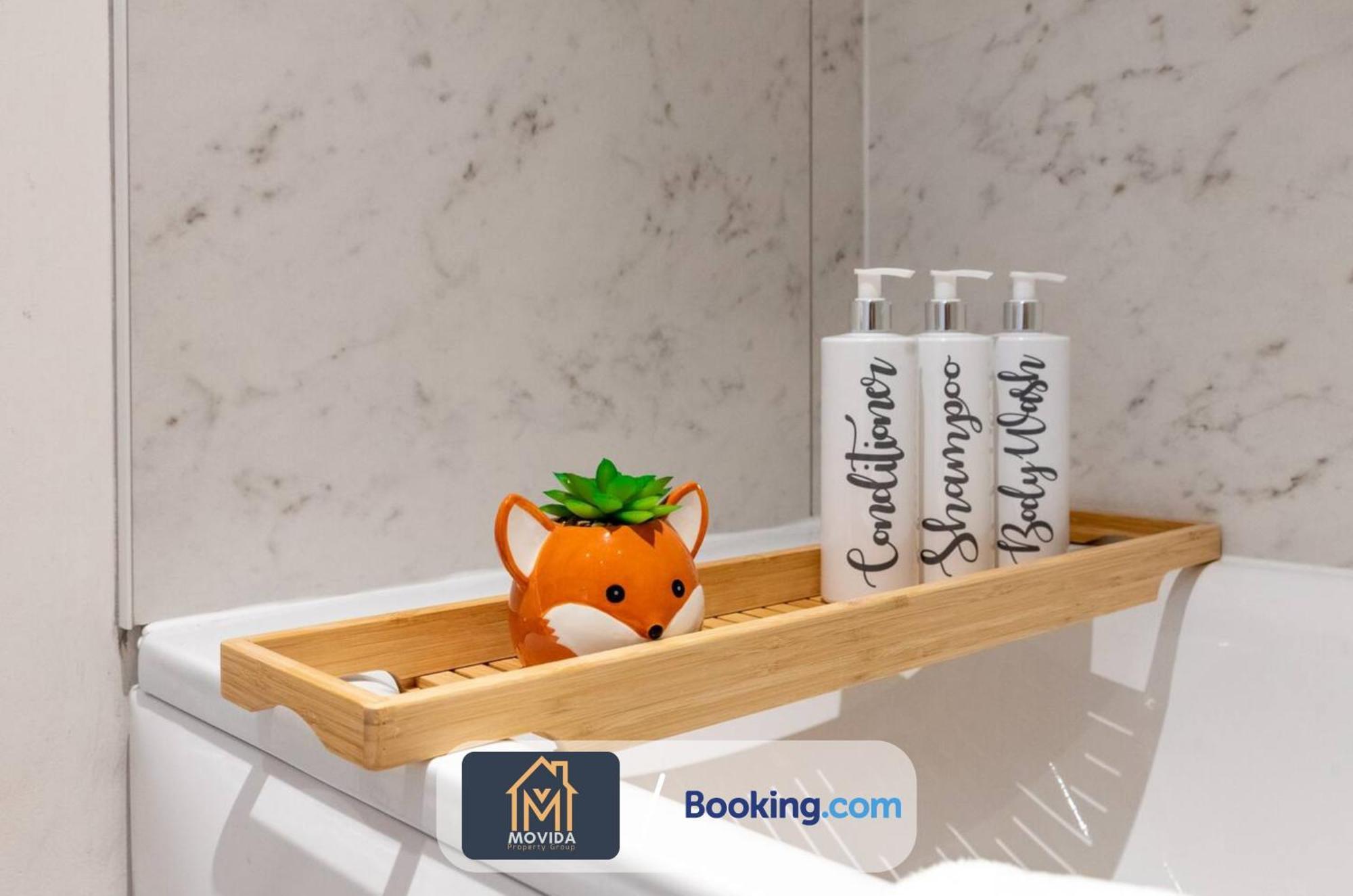 Stylish Two Bed Town Centre Apartment By Movida Property Group Short Lets & Serviced Accommodation With Parking Harrogate Zewnętrze zdjęcie